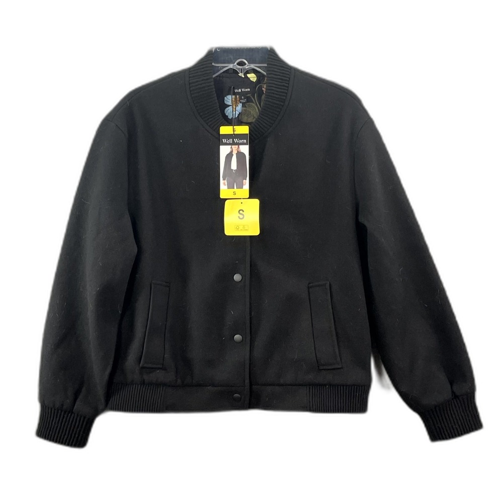 Well Worn Bomber Jacket Womens Small Black Snap Front Lined Sportswear Outdoor